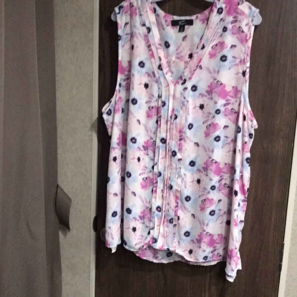 Floral tank